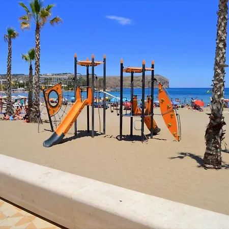 Apartamento La Isla Daire *