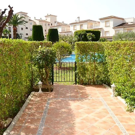 Apartamento La Isla Daire *